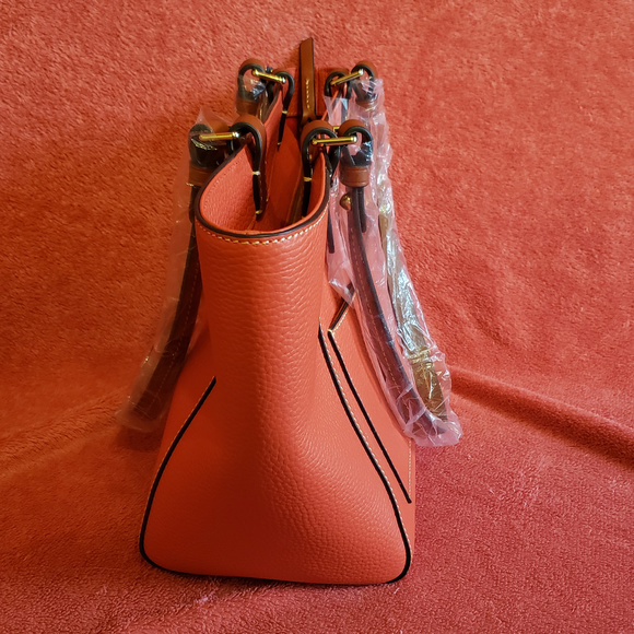 NWT Dooney & Bourke Pebble Grain Janie Tote - Picture 3 of 8